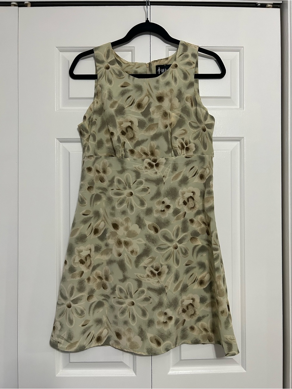Vintage 90s All That Jazz Sleeveless Floral Mini Sundress in Sage and Beige